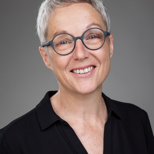 Heiz Esther Heiz Esther