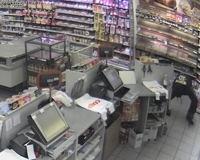 Fahndungsbild des gesuchten Täters