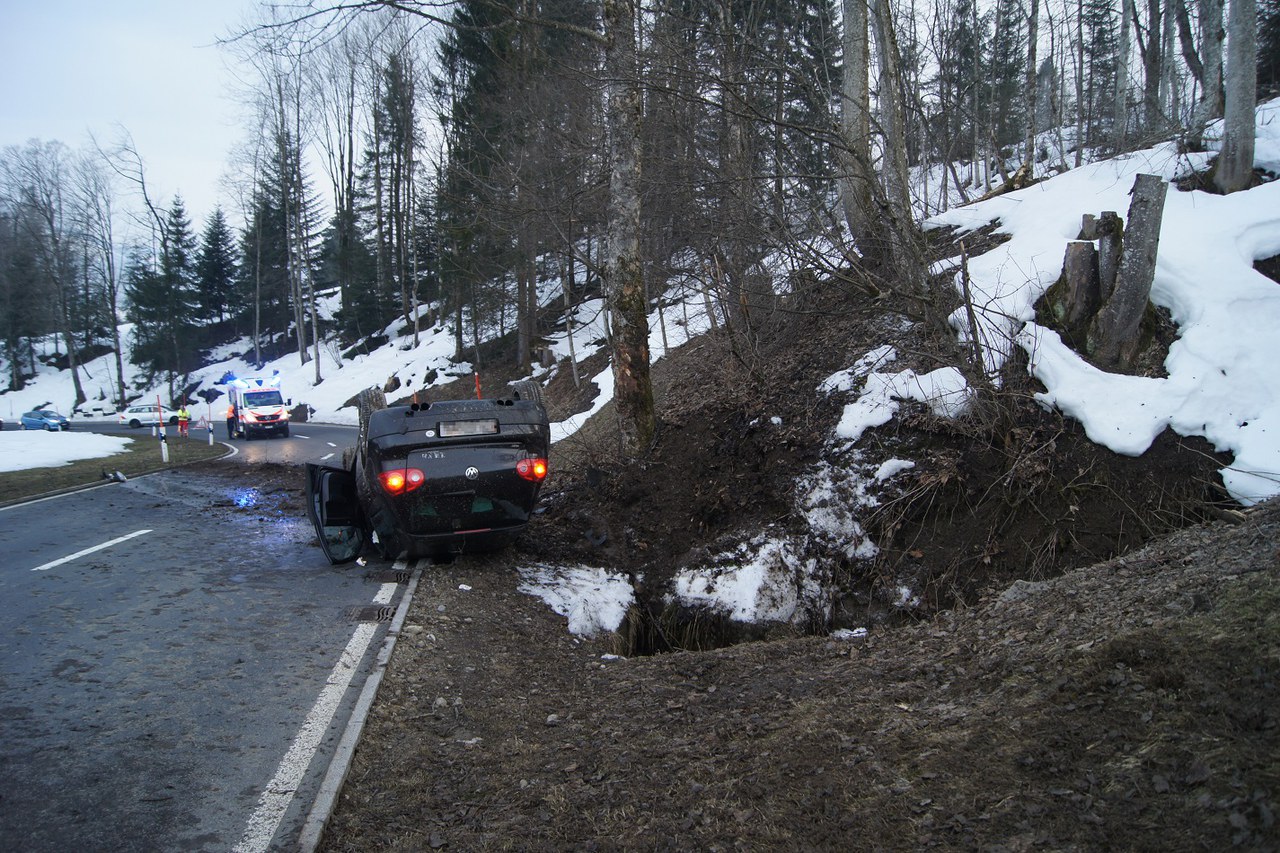 Wegen des Unfalls war die Ratenstrasse gesperrt
