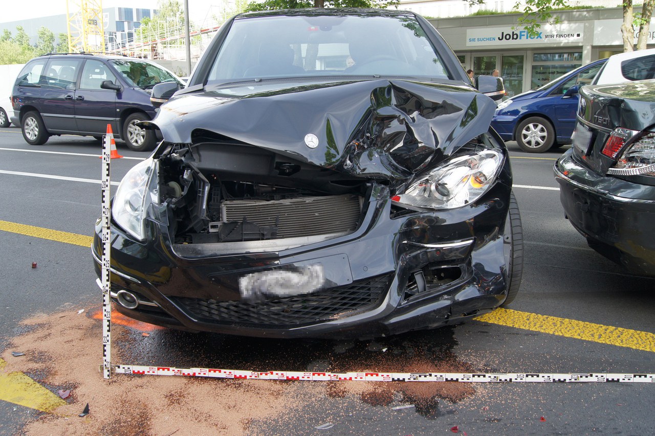 Unfallstelle Baarerstrasse