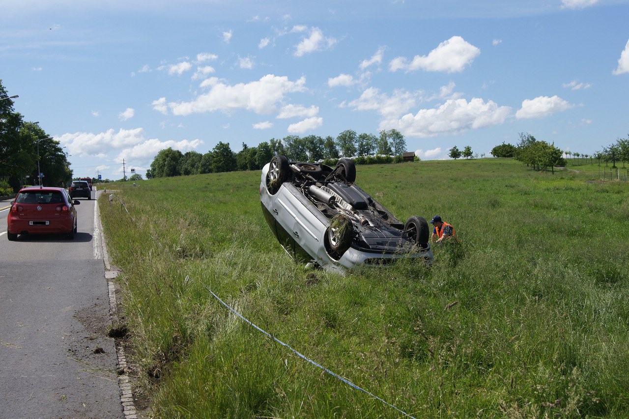 Unfallstelle an der Hünenbergerstrasse
