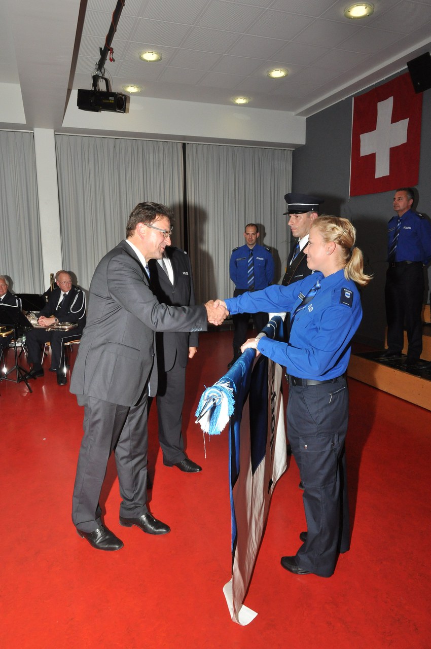 Landammann Villiger nimmt eine Polizistin in die Pflicht